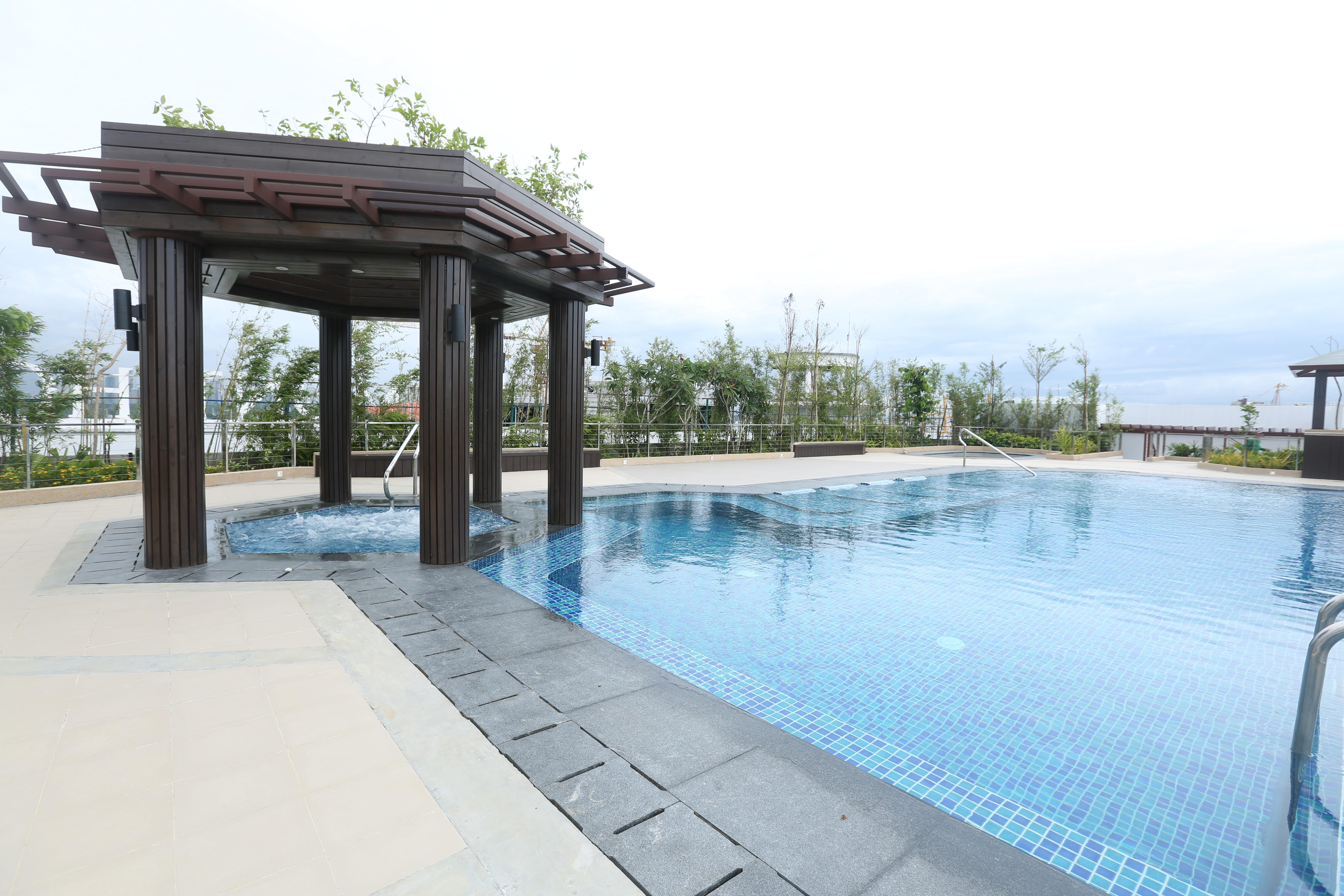 Belmont Manila Hotel 4*