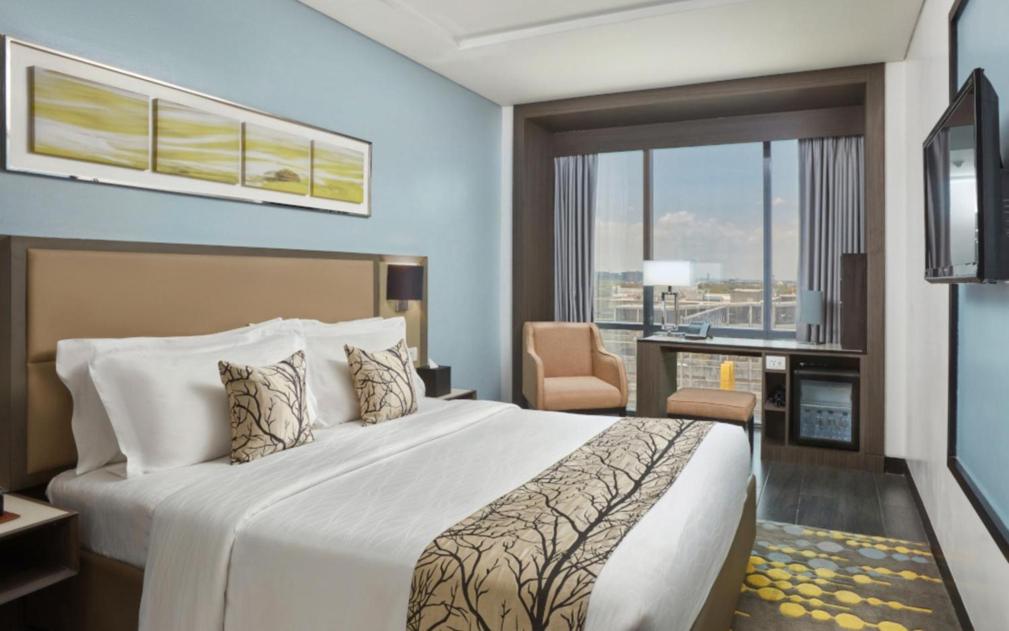 Belmont Manila Hotel 4*