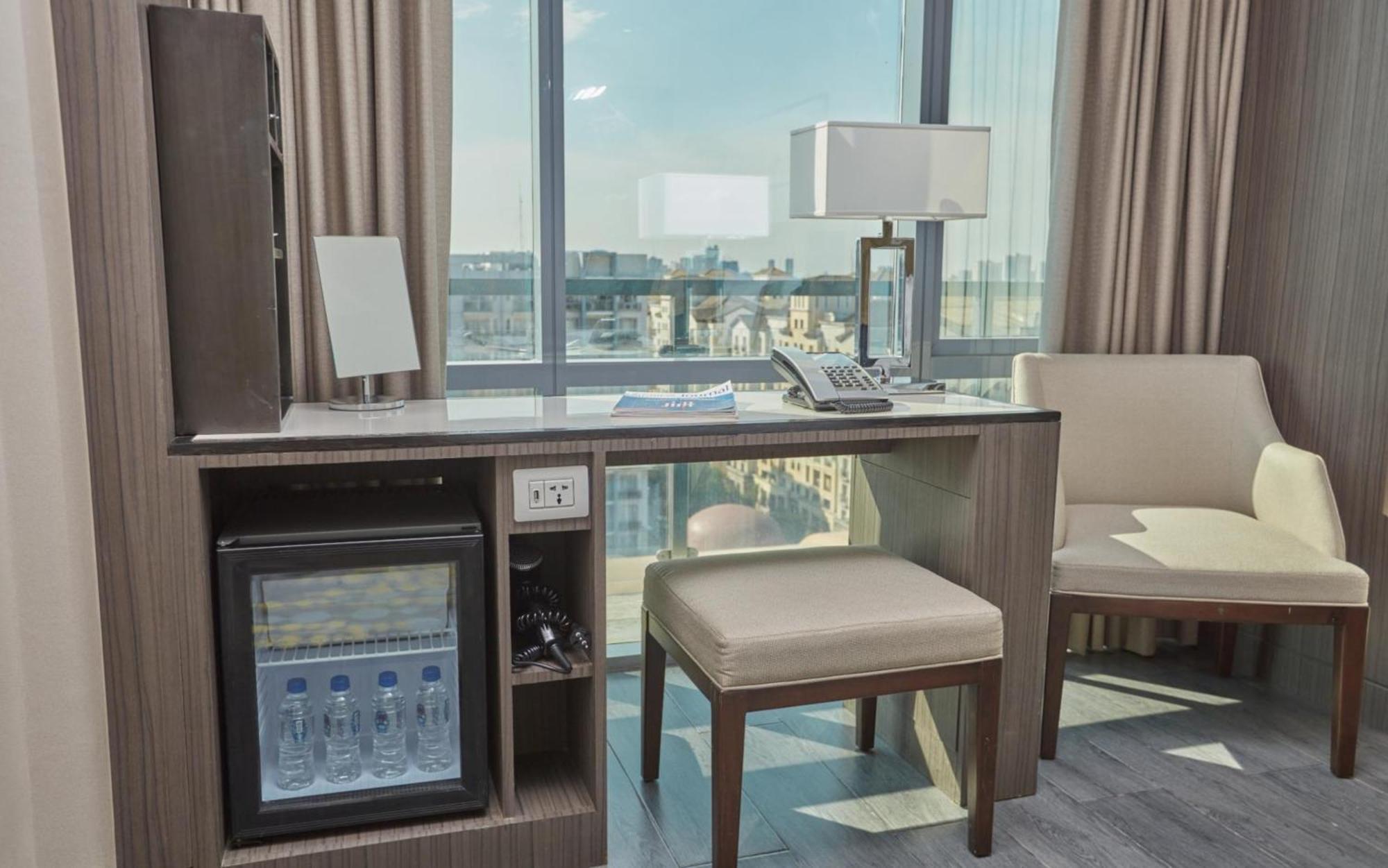 Hotel Belmont Manila Pasay