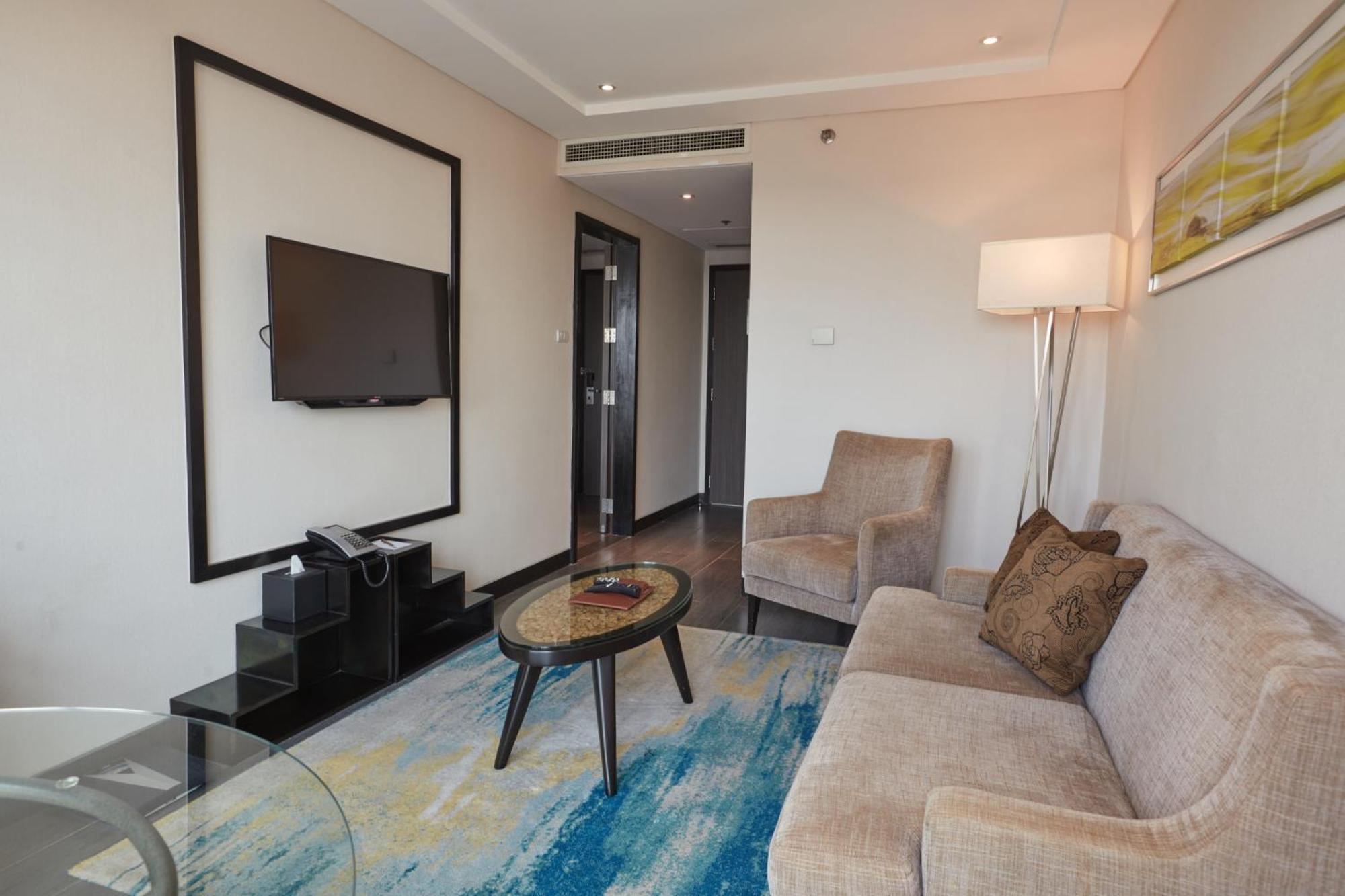 Hotel Belmont Manila 4*